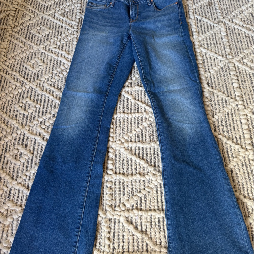 Gap medium wash perfect bootcut jeans